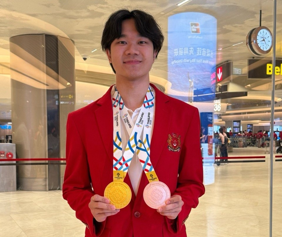 Jonathan with his 2025 medal
